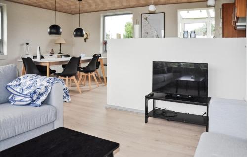 Three-Bedroom Holiday Home In Nyborg in Ниборг Three-Bedroom Holiday Home In Nyborg in Ниборг