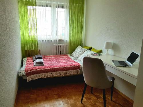 Wygodny dwupokojowy apartament pomiedzy lotniskiem a centrum