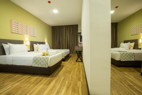 Humaira Hotel in Tanah Merah Humaira Hotel in Tanah Merah