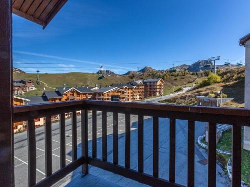 Appartement skis aux pieds pour 6 pers, Plagne Villages - FR-1-351-75 in La Plagne Appartement skis aux pieds pour 6 pers, Plagne Villages - FR-1-351-75 in La Plagne
