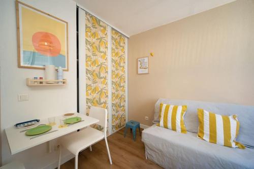 Appartement tout equipe a cote de la Marseille Timone in District 05 Appartement tout equipe a cote de la Marseille Timone in District 05