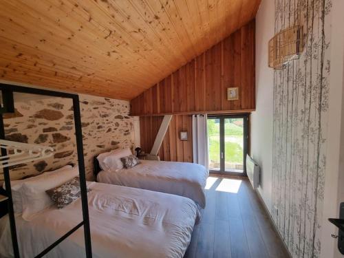 Le Quai - Gîte atypique (Le Quai - Gite atypique) in Oradour-sur-Vayres Le Quai - Gîte atypique (Le Quai - Gite atypique) in Oradour-sur-Vayres