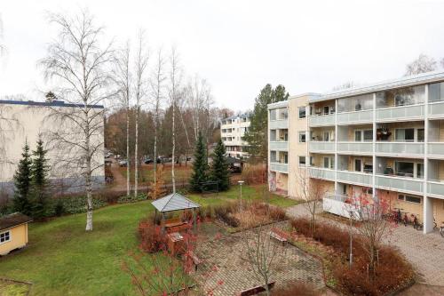 Studio next to metro in Matinkylä, Free car park, Free WiFi (Studio next to metro in Matinkyla, Free car park, Free WiFi) in Espoo Studio next to metro in Matinkylä, Free car park, Free WiFi (Studio next to metro in Matinkyla, Free car park, Free WiFi) in Espoo
