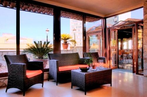 Shared lounge/TV area, Hotel Eden in Naples Shared lounge/TV area, Hotel Eden in Naples