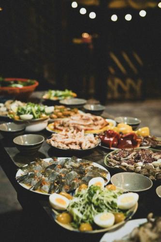 花園, Nhà Chạng Vạng (Nha Chang Vang) near 靈福寶塔 花園, Nhà Chạng Vạng (Nha Chang Vang) near 靈福寶塔