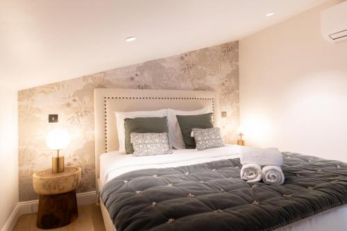 Angleterre 6 - Nice Centre - 3 pièces Duplex