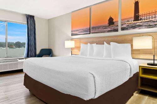 沃倫戴斯套房酒店 (Days Inn & Suites by Wyndham Warren) in 沃倫 (MI) 沃倫戴斯套房酒店 (Days Inn & Suites by Wyndham Warren) in 沃倫 (MI)