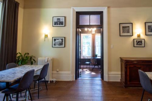 Facilities, Hochelaga Inn in Kingston (ON) Facilities, Hochelaga Inn in Kingston (ON)