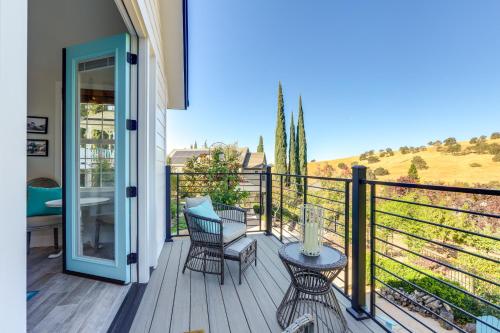 Steps to Sutter Creek Chic Wine Country Cottage in Sutter Creek Steps to Sutter Creek Chic Wine Country Cottage in Sutter Creek