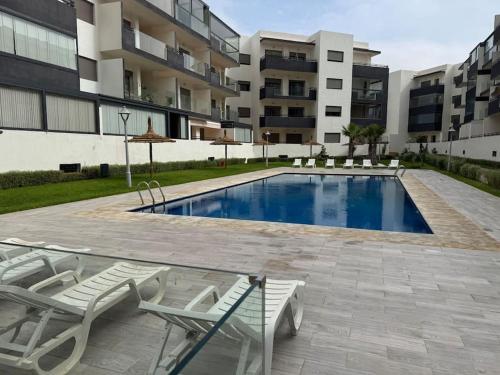 Luxueux Appartement avec Piscine et Terrasse in Sidi El Haj Bou Derbala Luxueux Appartement avec Piscine et Terrasse in Sidi El Haj Bou Derbala
