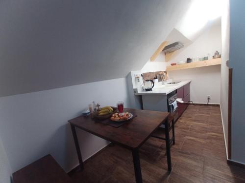 Cocina, Zimmerův Statek (Zimmeruv Statek) in Mikulasovice Cocina, Zimmerův Statek (Zimmeruv Statek) in Mikulasovice