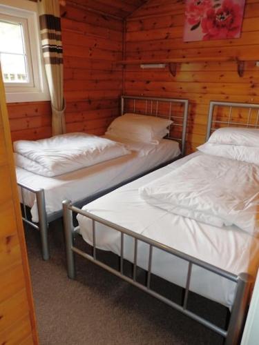 Cosy Norwegian log cabin 35 in Trawsfynydd Cosy Norwegian log cabin 35 in Trawsfynydd