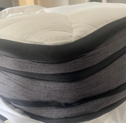 Petit studio aux portes du beaujolais in Bagnols Petit studio aux portes du beaujolais in Bagnols