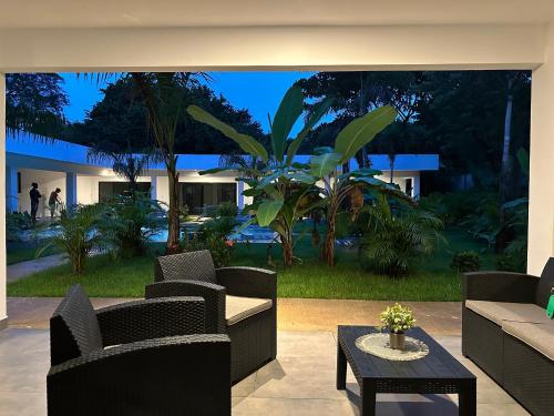 Hotel Good Life in 코코 Hotel Good Life in 코코