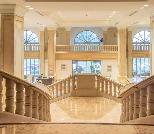 パブ/ラウンジ, ホリデイ リゾート アンド スパ グアム (Holiday Resort & Spa) in グアム パブ/ラウンジ, ホリデイ リゾート アンド スパ グアム (Holiday Resort & Spa) in グアム