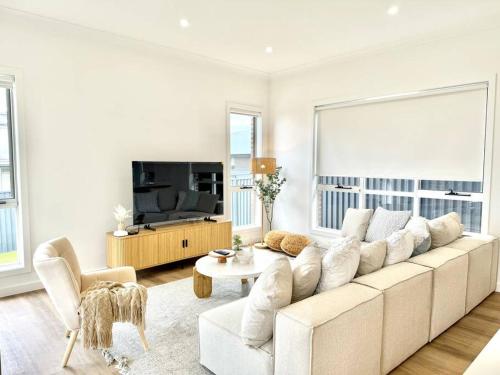 Luxury 6 bedroom Home in Wilton in Wilton Luxury 6 bedroom Home in Wilton in Wilton