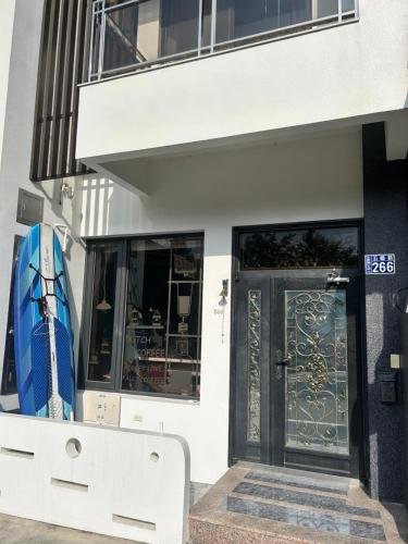 Crescent Bay SUP in Shuili Township Crescent Bay SUP in Shuili Township