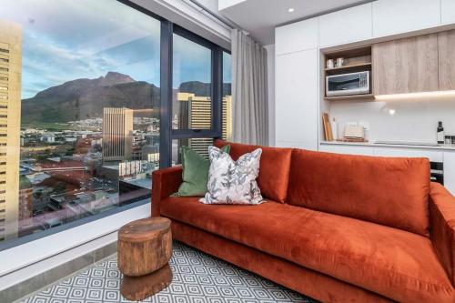 Stylish, Designer Gem at Rubik