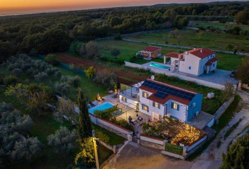 外部景觀, Holiday home Dioniza by Villsy- with private pool and jacuzzi in 沃德年 外部景觀, Holiday home Dioniza by Villsy- with private pool and jacuzzi in 沃德年