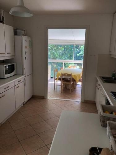 المرافق, Maison calme en pleine nature jusqu'à 10 personnes (Maison calme en pleine nature jusqu'a 10 personnes) in كابريسبين المرافق, Maison calme en pleine nature jusqu'à 10 personnes (Maison calme en pleine nature jusqu'a 10 personnes) in كابريسبين