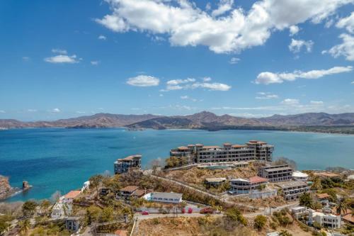 Luxury Flamingo villa with outdoor bar - pool and magnificent views in Playa Flamingo Luxury Flamingo villa with outdoor bar - pool and magnificent views in Playa Flamingo