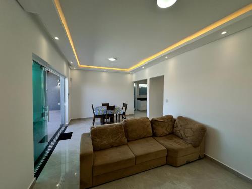 casa a 600 metros da praia in 파르케 발네아리우 오아시스 casa a 600 metros da praia in 파르케 발네아리우 오아시스