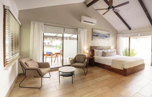 Bahia del Sol Beach front Boutique Hotel in พอเทรโร่ Bahia del Sol Beach front Boutique Hotel in พอเทรโร่