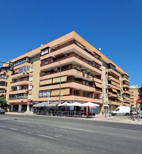 10 minutos centro Sevilla, moderno y con parking gratis