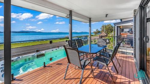 Peace In Paradise near Nelson Bay- waterviews, spa, adventures in Лемон трий Пасидж Peace In Paradise near Nelson Bay- waterviews, spa, adventures in Лемон трий Пасидж
