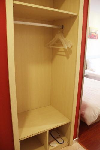 This photo about Hanting Express Kunming Stadium Branch shared on HyHotel.com