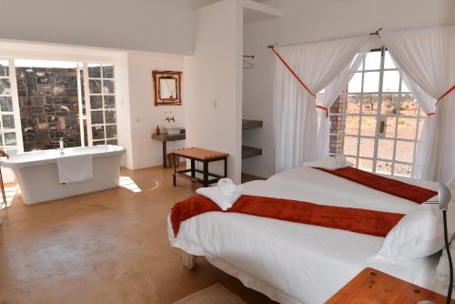 Alte Kalkoefen Lodge in Keetmanshoop Alte Kalkoefen Lodge in Keetmanshoop
