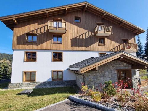 Appartement luxueux 3 pieces, spa prive, skis aux pieds - FR-1-810-21 in Beaufort Appartement luxueux 3 pieces, spa prive, skis aux pieds - FR-1-810-21 in Beaufort