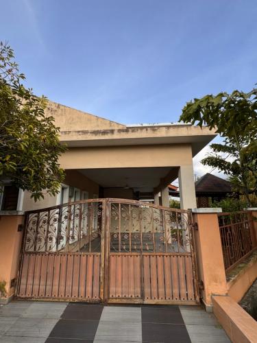 D' Totok Homestay KLIA