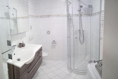 Schöner Bungalow mit Gartenterrasse und Teich (Schoner Bungalow mit Gartenterrasse und Teich) in 費爾達芬格 Schöner Bungalow mit Gartenterrasse und Teich (Schoner Bungalow mit Gartenterrasse und Teich) in 費爾達芬格