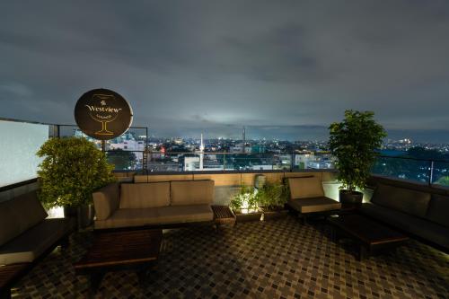 Balcony/terrace, The Lofts at Central Point in HRBR Layout Balcony/terrace, The Lofts at Central Point in HRBR Layout