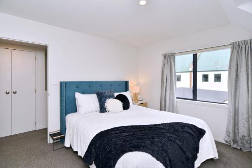 Ely Street - Christchurch Holiday Homes