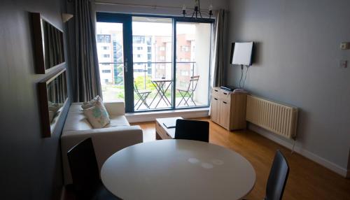 Hotel Docklands Apartments Dublin City By Thekeycollection