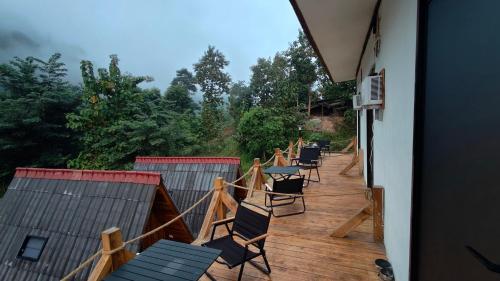 阳台/露台, MIMOSA INN Nong Khiaw in 琅多 阳台/露台, MIMOSA INN Nong Khiaw in 琅多