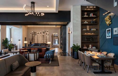 Vestíbulo, Thompson Savannah, Part Of Hyatt in Savannah City Center Vestíbulo, Thompson Savannah, Part Of Hyatt in Savannah City Center