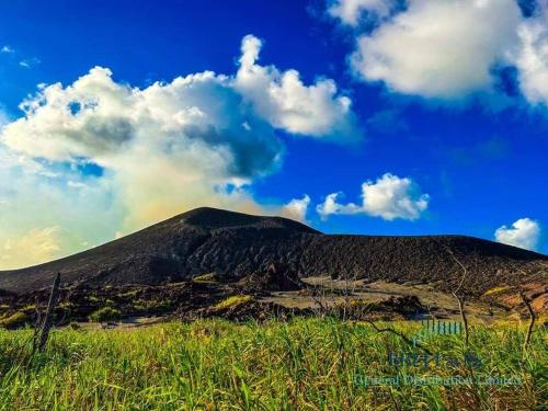 Montanna lodge in Острів Танна Montanna lodge in Острів Танна