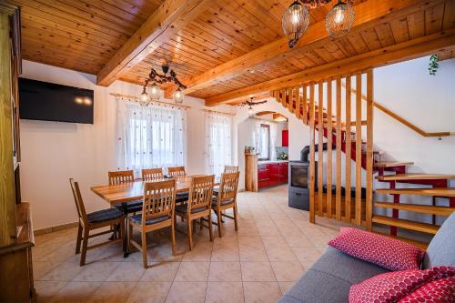Удобства, Holiday Home Sunny at vineyard in Senovo Удобства, Holiday Home Sunny at vineyard in Senovo