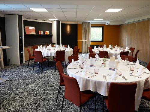 Meeting room / ballrooms, ibis Chalon-sur-Saone Europe in Chalon-sur-Saone Meeting room / ballrooms, ibis Chalon-sur-Saone Europe in Chalon-sur-Saone