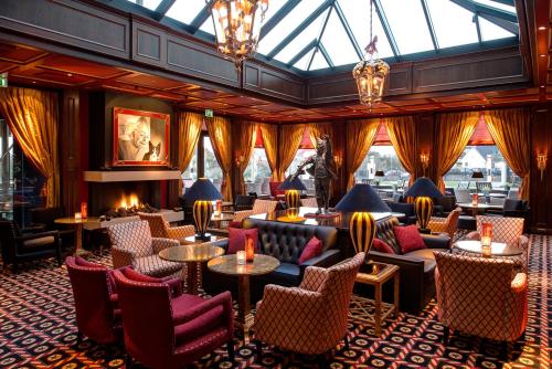 Pub/salon, Grand Hotel Huis ter Duin in Noordwijk Pub/salon, Grand Hotel Huis ter Duin in Noordwijk