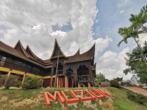 โรงแรมอังซา (Angsa Hotel) in เซเรมบัน โรงแรมอังซา (Angsa Hotel) in เซเรมบัน