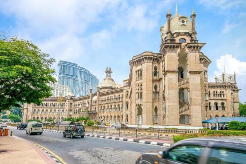 Cairnhill Hotel Kuala Lumpur near Shree Lakshmi Narayan Temple Cairnhill Hotel Kuala Lumpur near Shree Lakshmi Narayan Temple