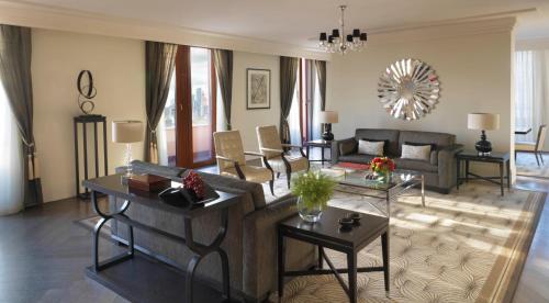 Four Seasons Hotel Moscow in Moscow Four Seasons Hotel Moscow in Moscow