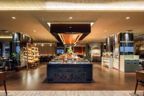 מסעדה, Saccharum - Resort and Spa - Savoy Signature in מדאירה אילנד מסעדה, Saccharum - Resort and Spa - Savoy Signature in מדאירה אילנד