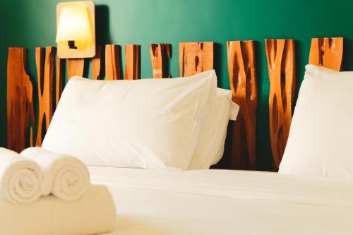 睡床, Hôtel les Sables (Hotel les Sables) in 馬羅尼河畔聖洛朗 睡床, Hôtel les Sables (Hotel les Sables) in 馬羅尼河畔聖洛朗