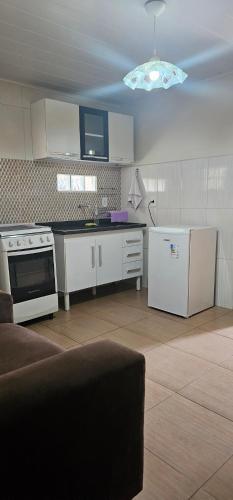 Kitchen, Kitnet Canaltures in Venda Nova do Imigrante Kitchen, Kitnet Canaltures in Venda Nova do Imigrante