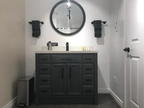 Canadian Rockies Inn - Adults only in Field (BC) Canadian Rockies Inn - Adults only in Field (BC)